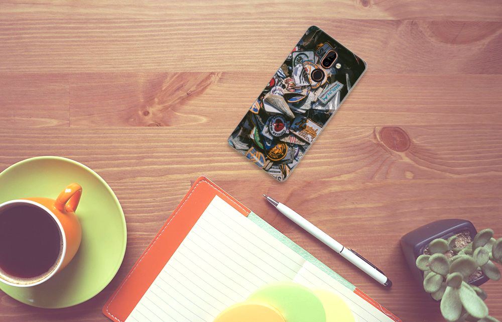 Nokia 7 Plus Siliconen Hoesje met foto Badges