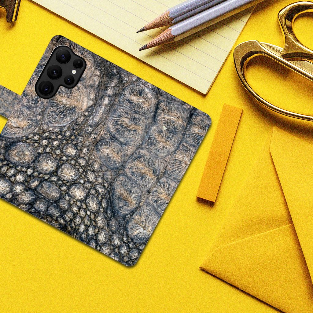 Samsung Galaxy S23 Ultra Telefoonhoesje met Pasjes Krokodillenprint