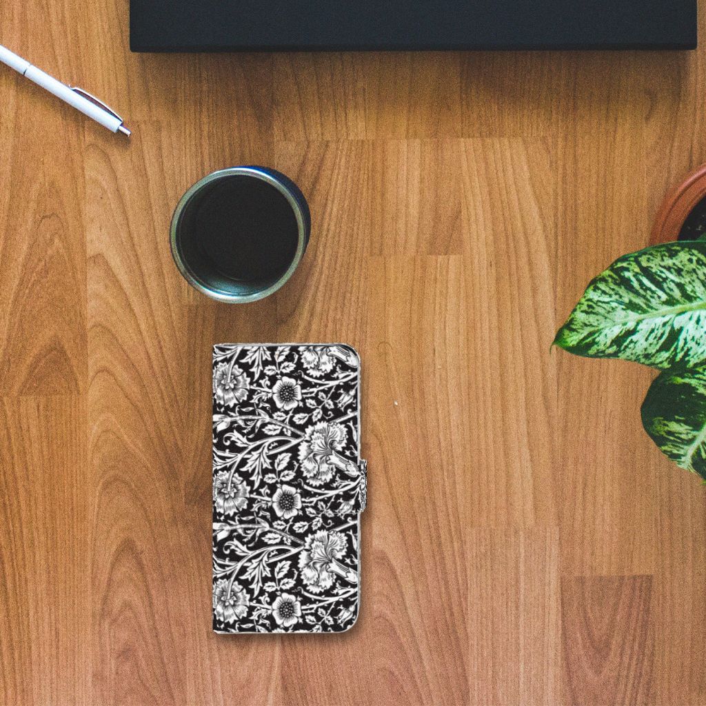 Huawei Y6 (2019) Hoesje Black Flowers