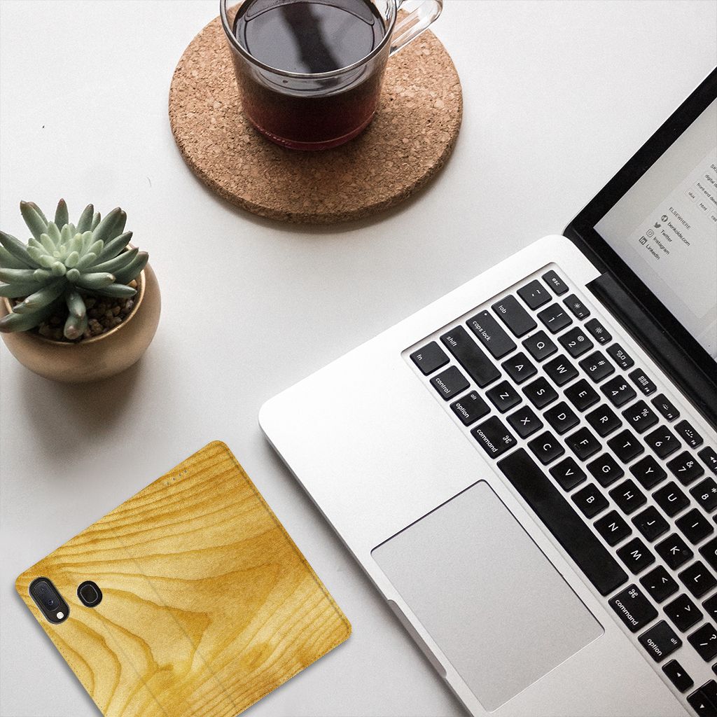 Samsung Galaxy A20e Book Wallet Case Licht Hout