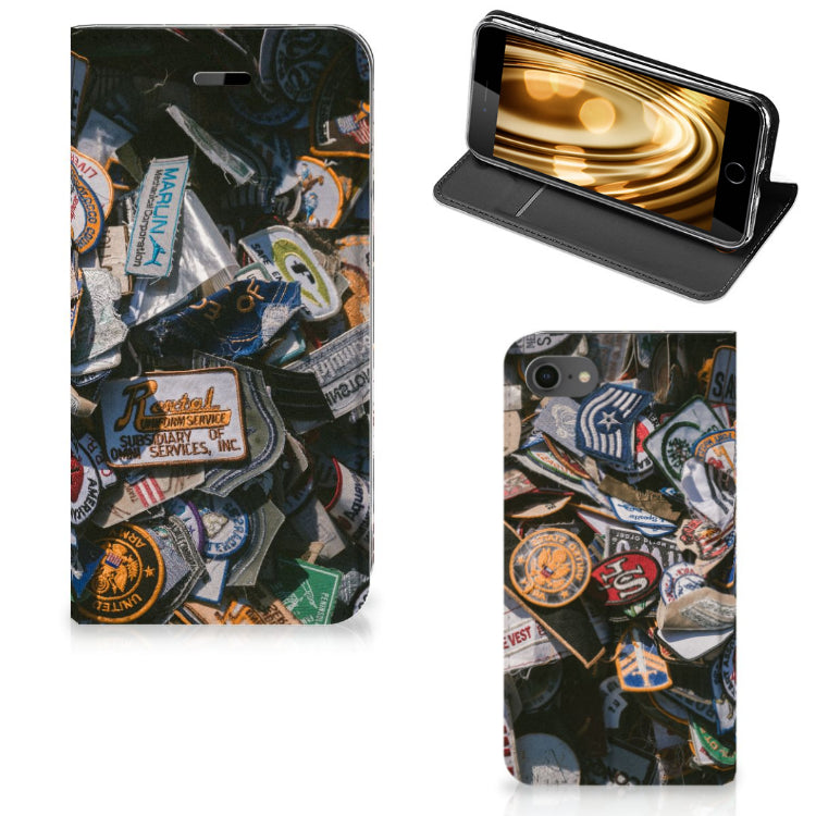 iPhone 7 | 8 | SE (2020) | SE (2022) Stand Case Badges