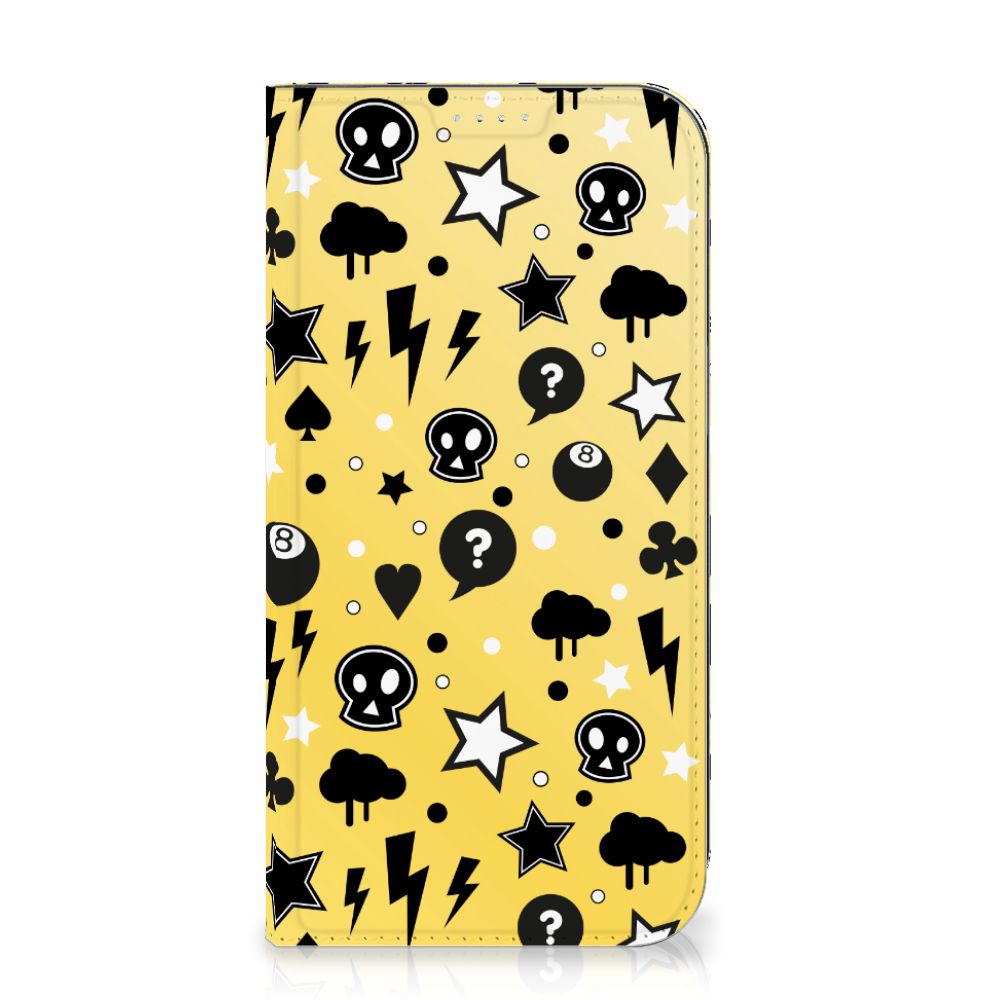 Mobiel BookCase iPhone 15 Plus Punk Geel met een uniek design van zwarte symbolen op felle gele achtergrond.