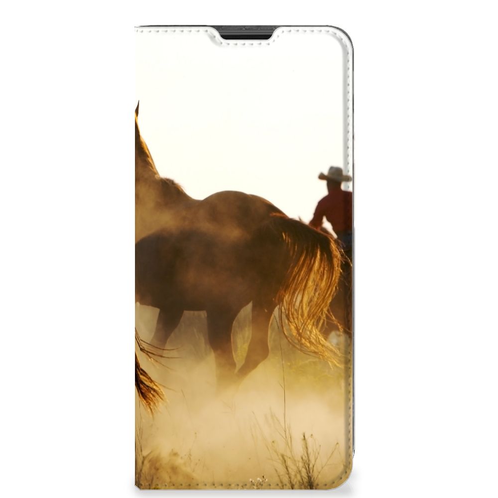 Motorola Moto G51 5G Hoesje maken Design Cowboy met paard en cowboysilhouet in mist