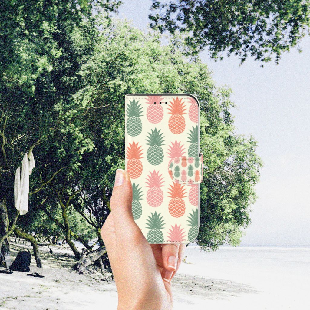 Apple iPhone 11 Pro Book Cover Ananas