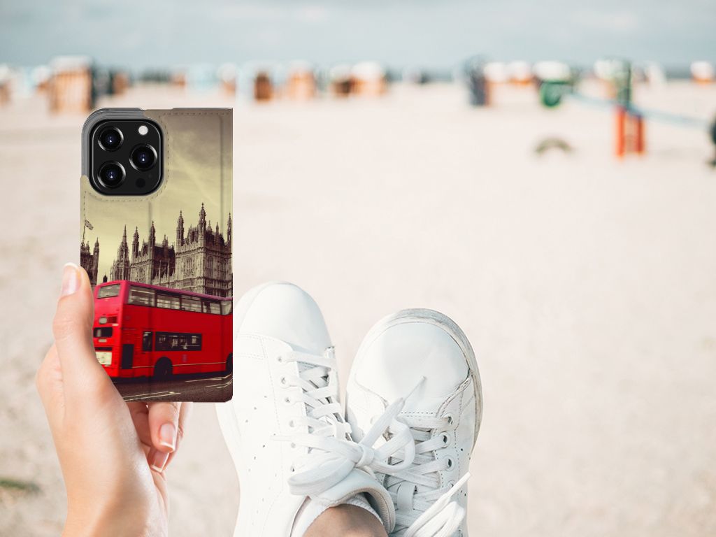 iPhone 13 Pro Book Cover Londen - B2C Telecom