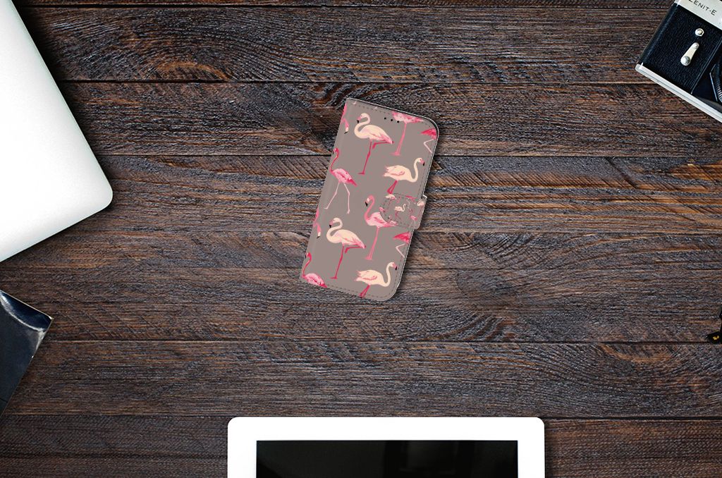 Apple iPhone 13 Telefoonhoesje met Pasjes Flamingo