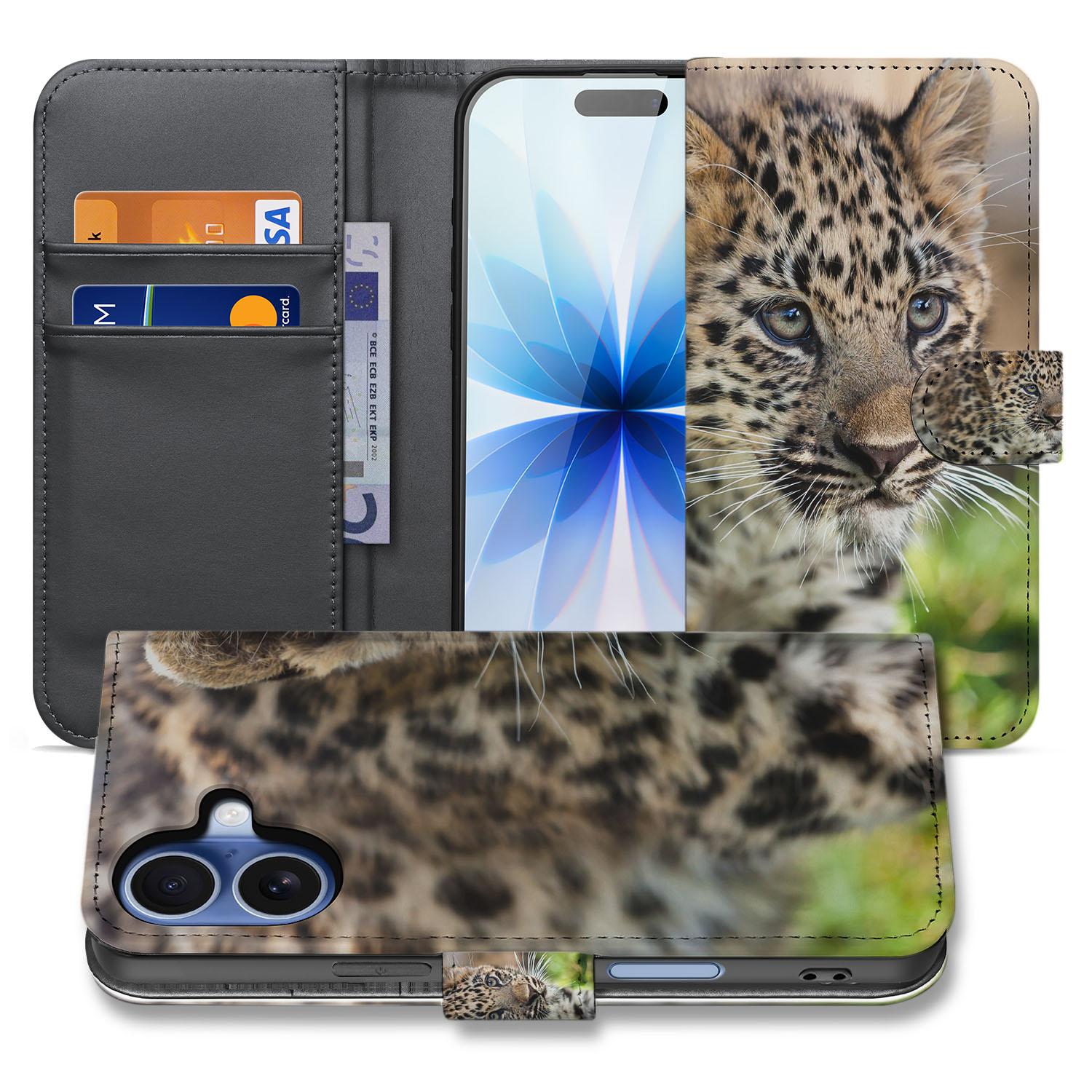 Apple iPhone 17 Bookcase Hoesje Met Pasjes Baby Luipaard design baby luipaard aanzicht