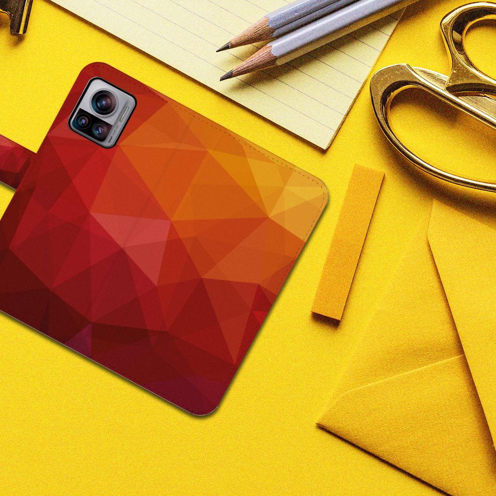 Motorola Edge 30 Ultra Book Case Polygon Red bovenaanzicht abstract design