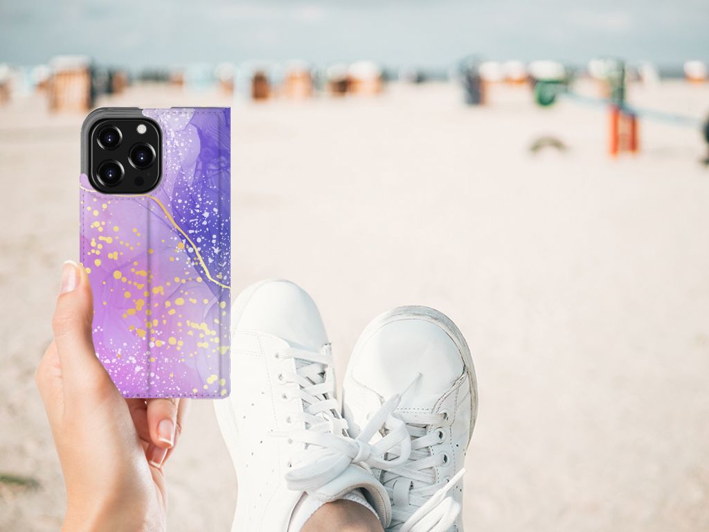 Apple iPhone 13 Pro Bookcase voor iPhone 13 Pro Watercolor Paars aanzicht