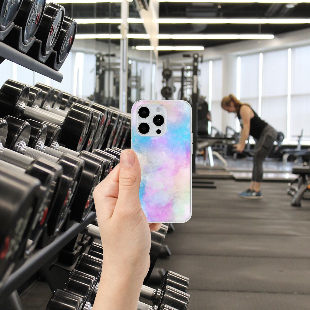 Hoesje maken iPhone 15 Pro Watercolor Light met een kleurrijk ontwerp in de sportschool.