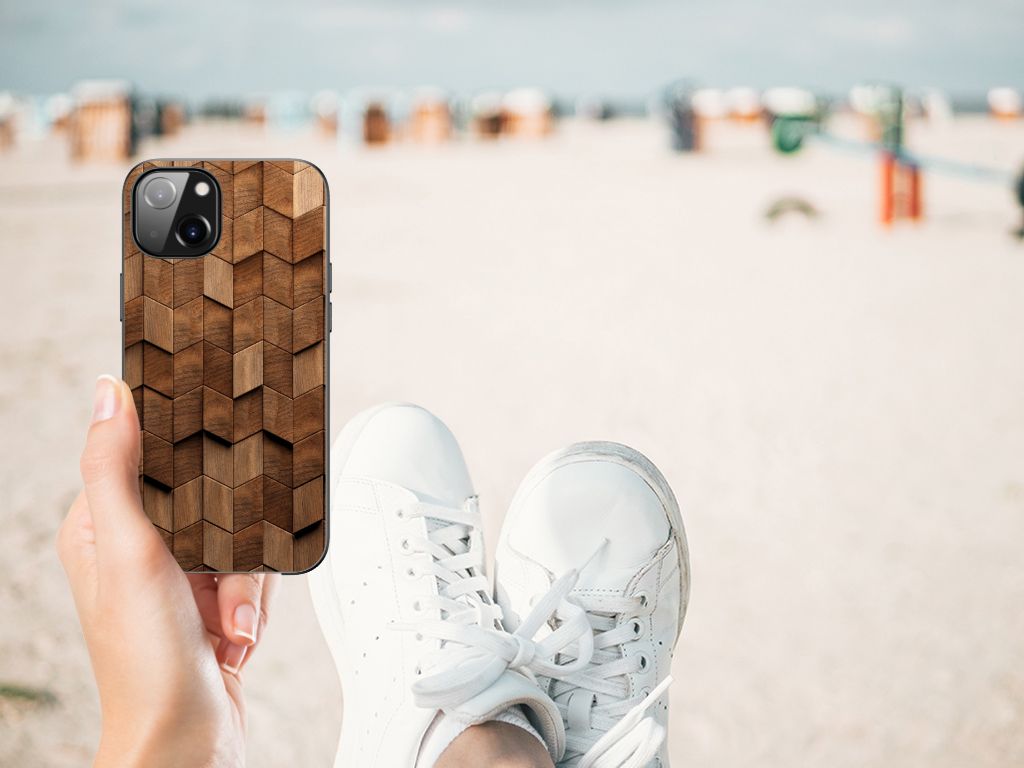 Apple iPhone 13 Houten Print Telefoonhoesje voor Apple iPhone 13 Wooden Cubes hand strand