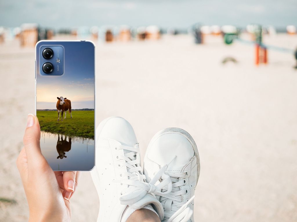 Motorola Moto G14 TPU Hoesje Koe koe ondergang zon strand aanzicht