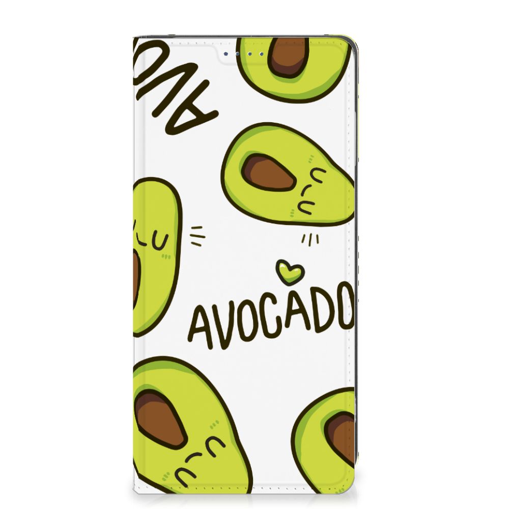 Motorola Moto G24 | G04 | G24 Power Magnet Case Avocado Singing avocado design voorkant