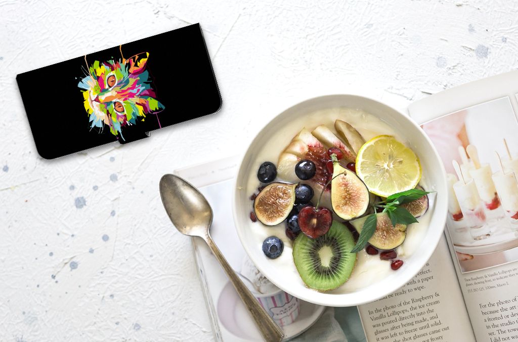 Nokia G42 Leuk Hoesje Cat Color design kleurrijk aanzicht smartphone met fruitgerecht