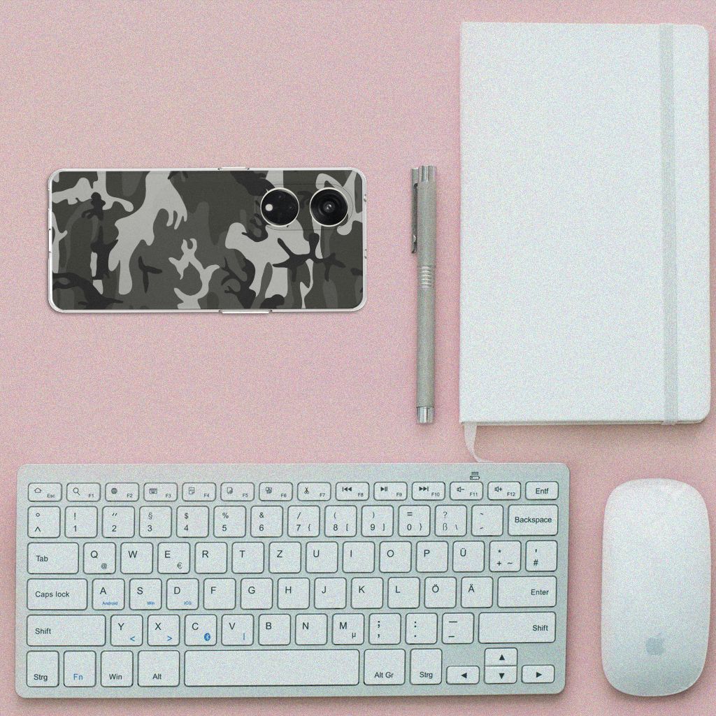 OPPO Reno8 T 5G TPU bumper Army Light op een bureau met toetsenbord en notitieboek - cadeau met bescherming en duurzaamheid.