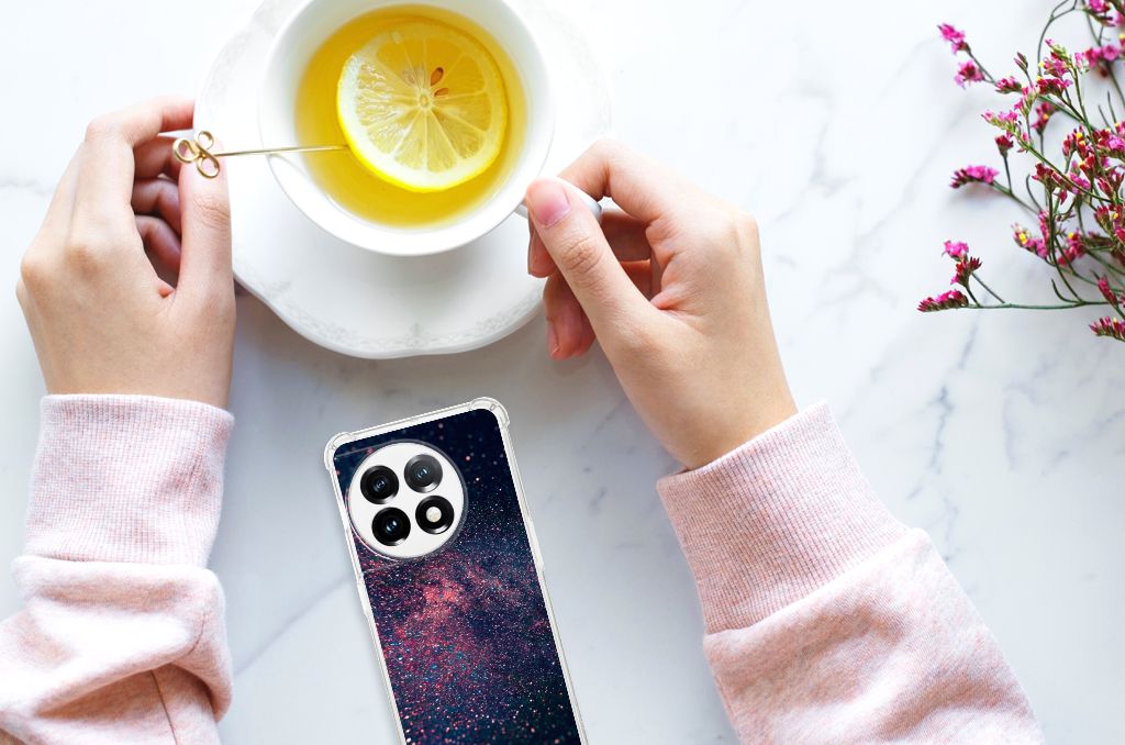OnePlus 11 Shockproof Case Stars persoon handen drankje schotel
