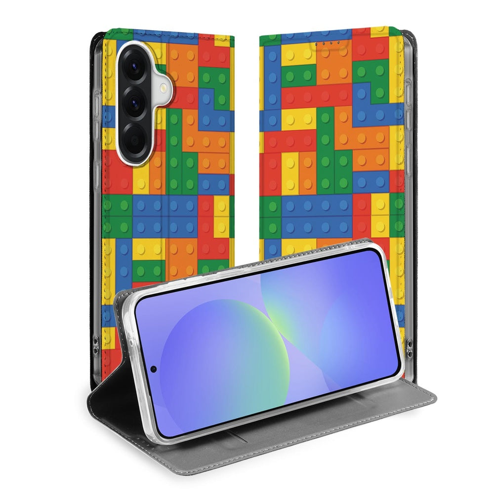Samsung Galaxy A37 Book Case Blokken design met blokprint geopend in stand voor video-kijken.