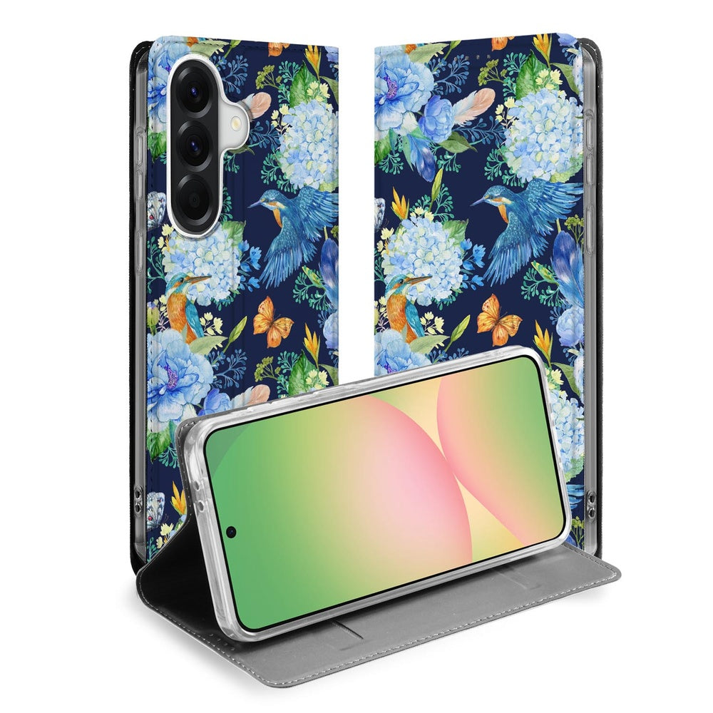 Samsung Galaxy A57 Book Wallet Case IJsvogel detail met bloemrijke print.