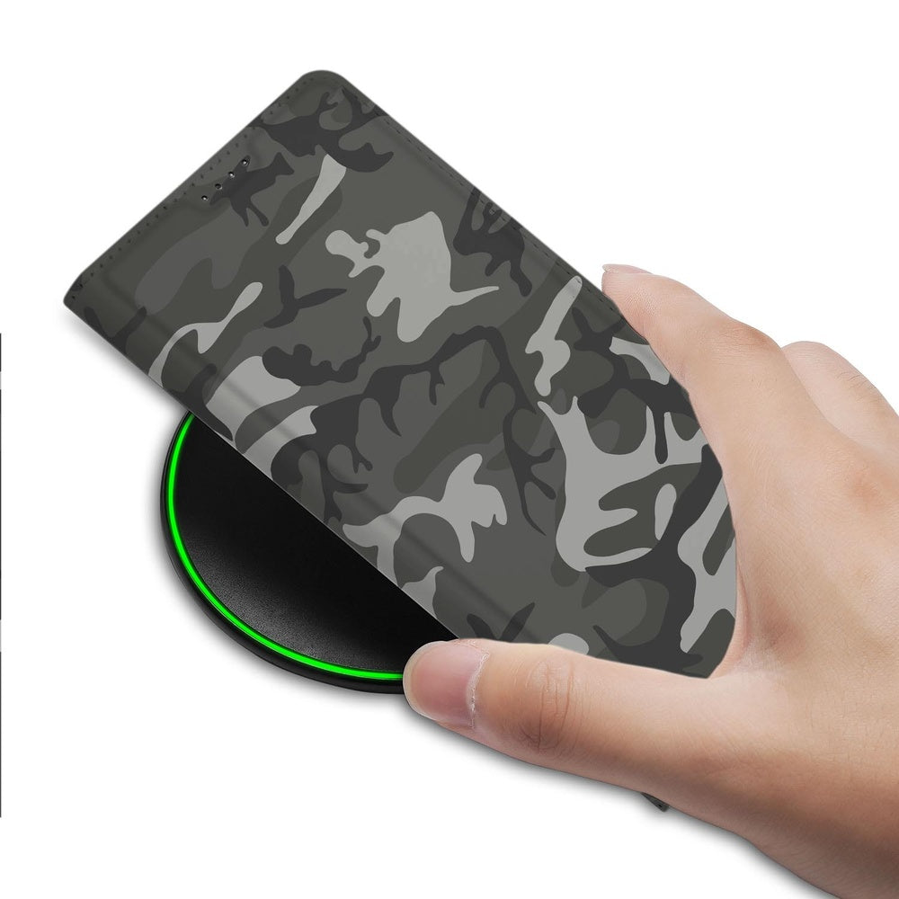 Samsung Galaxy S26 Plus Flip Style Cover Army Light camouflage print bovenaanzicht.