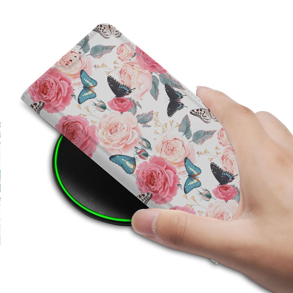Samsung Galaxy S26 Bookcase Hoesje Butterfly Roses detail hands-on view.
