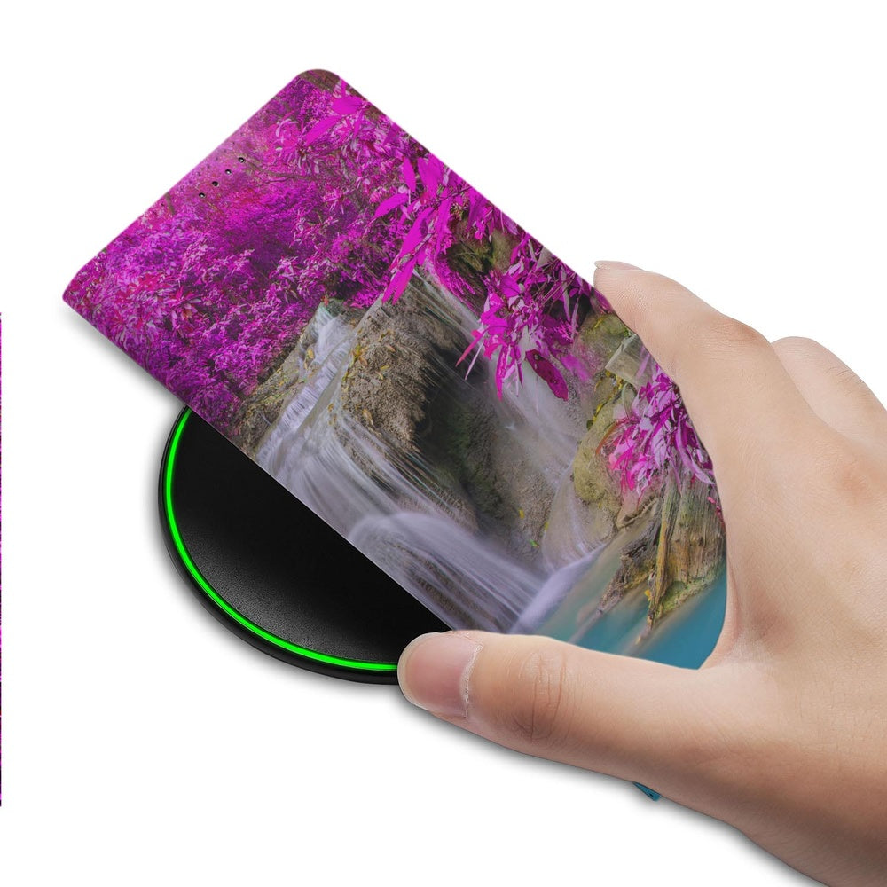 Samsung Galaxy S26 Telefoonhoesje Waterval design met waterval detail in hand.
