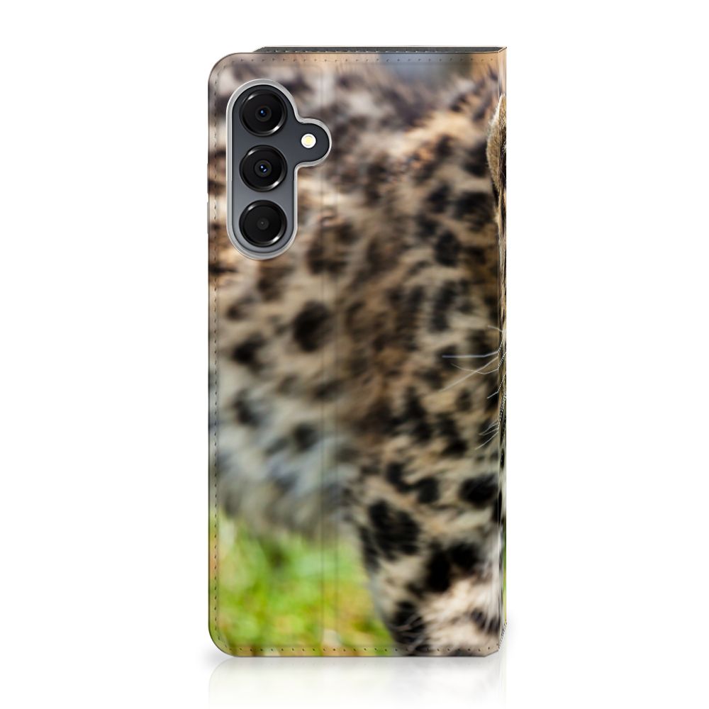 Samsung Galaxy A16 5G/4G Hoesje maken Baby Luipaard design baby luipaard aanzicht