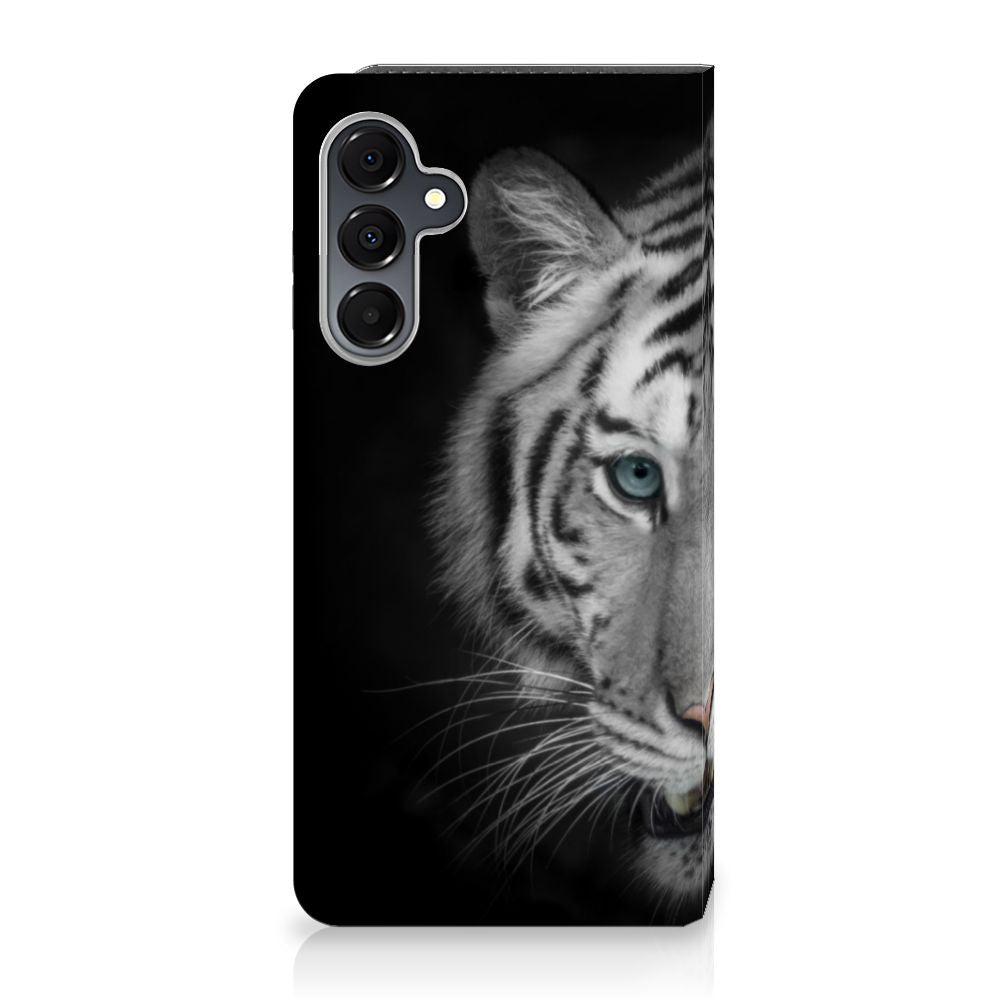 Samsung Galaxy A16 5G/4G Hoesje maken Tijger hoesje witte tijger design zijaanzicht