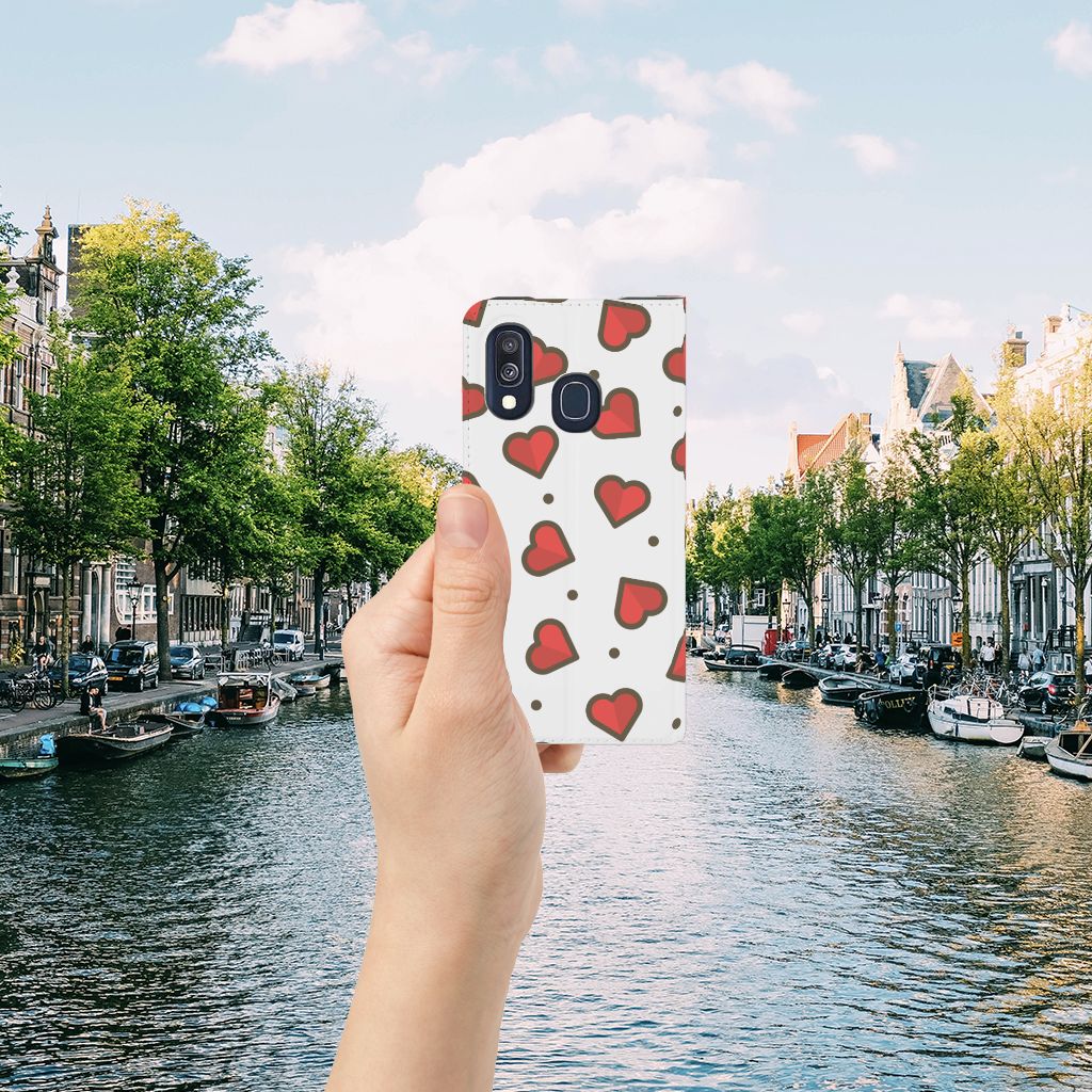 Samsung Galaxy A40 Hoesje met Magneet Hearts