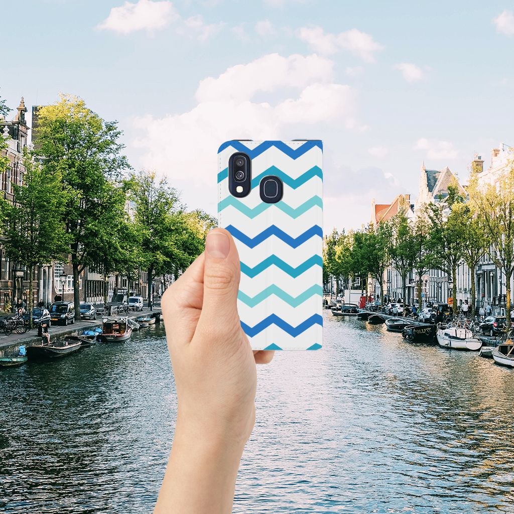 Samsung Galaxy A40 Hoesje met Magneet Zigzag Blauw