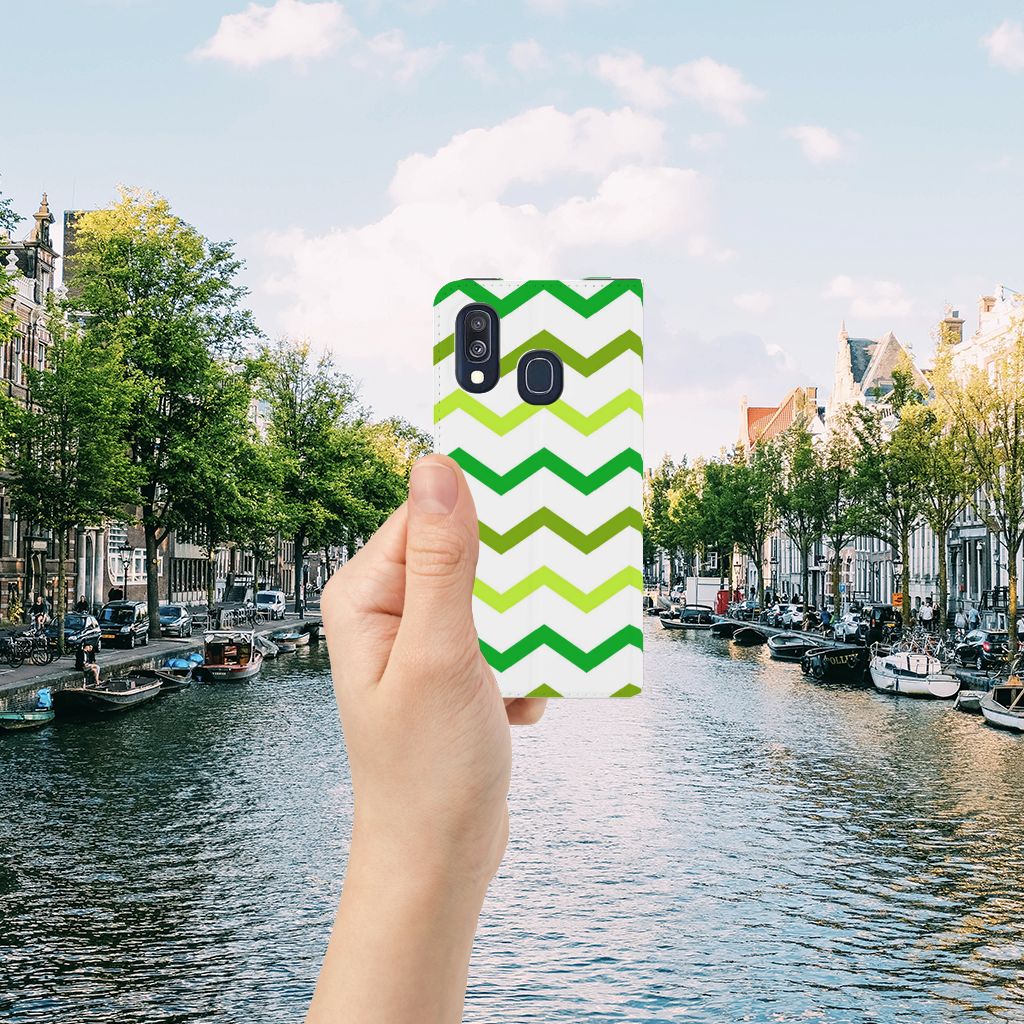 Samsung Galaxy A40 Hoesje met Magneet Zigzag Groen