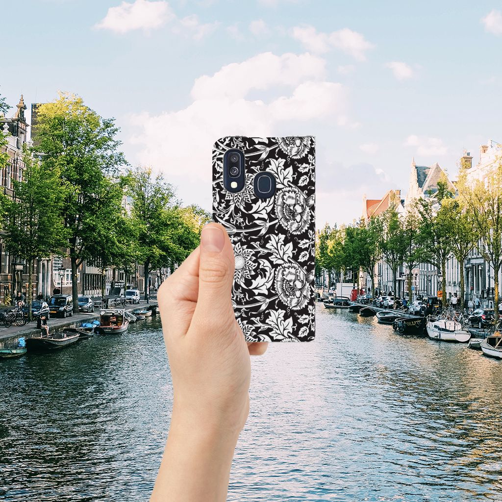 Samsung Galaxy A40 Smart Cover Black Flowers