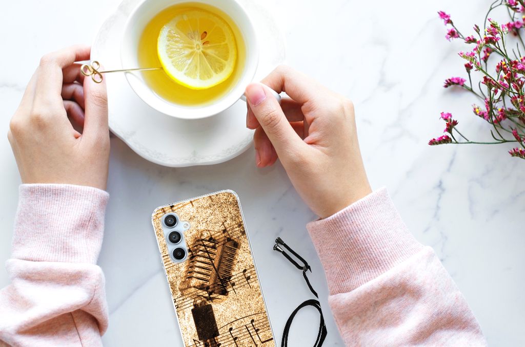 Samsung Galaxy A54 5G Anti-shock Hoesje met foto Bladmuziek hands holding phone tea table