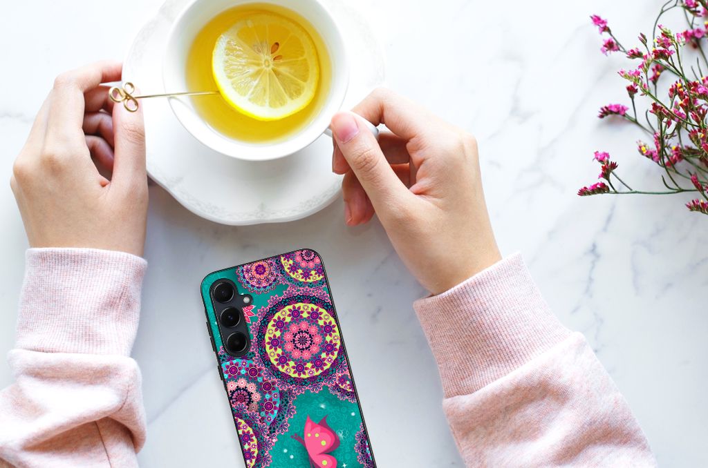 Samsung Galaxy A55 Leuk Telefoonhoesje Cirkels en Vlinders handthee vlak