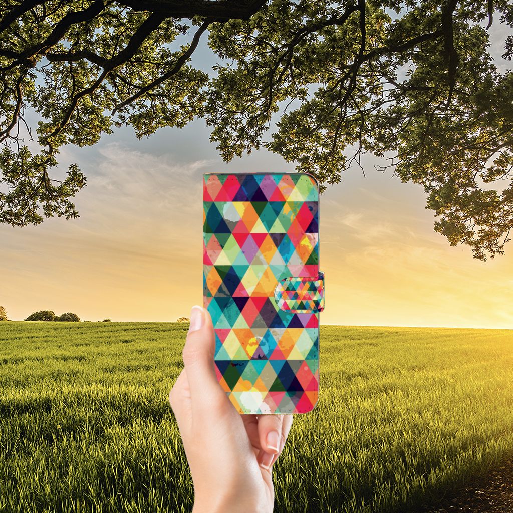 Samsung Galaxy M14 Telefoon Hoesje Geruit design ruitjes hand voor kleurrijke achtergrond