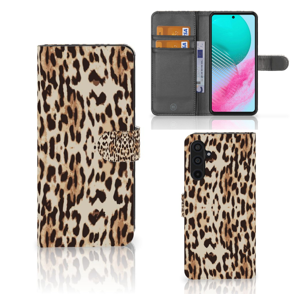 Samsung Galaxy M54 Telefoonhoesje met Pasjes Leopard telefoonhoesje leopard design vooraanzicht