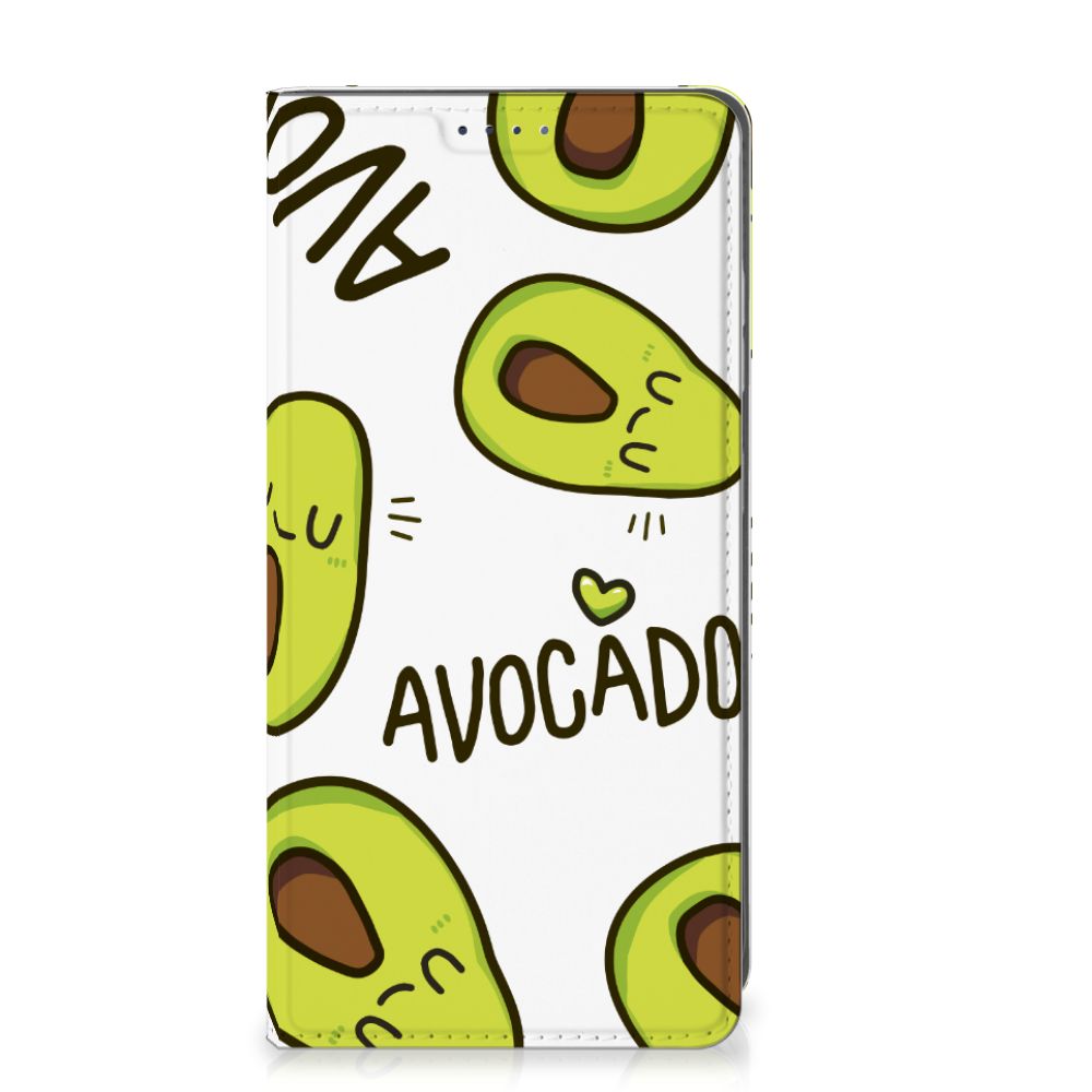 Samsung Galaxy S25 Magnet Case Avocado Singing voorkant ontwerp schattige avocado's