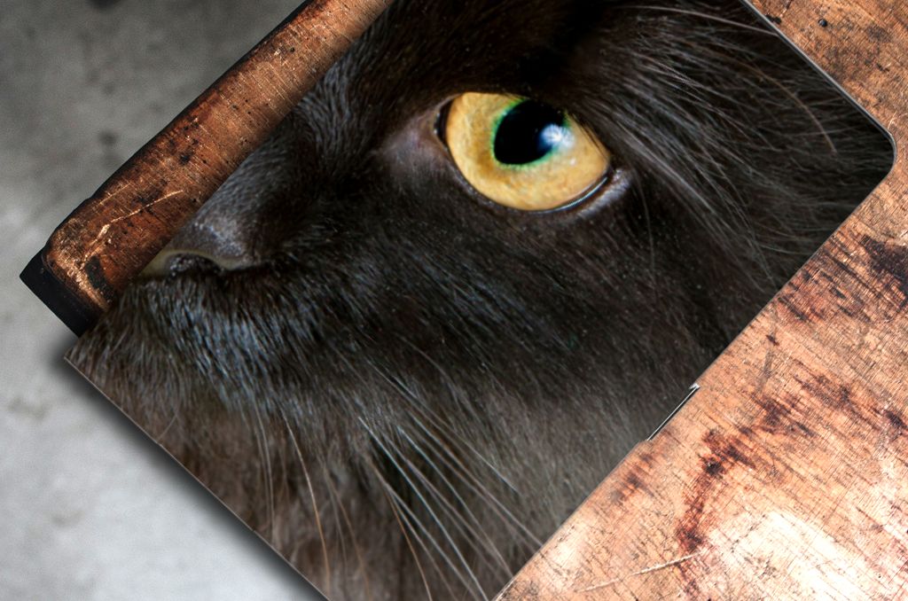 Samsung Galaxy Tab S7 FE | S7+ | S8+ Flip Case Zwarte Kat detail van zwarte kat oog