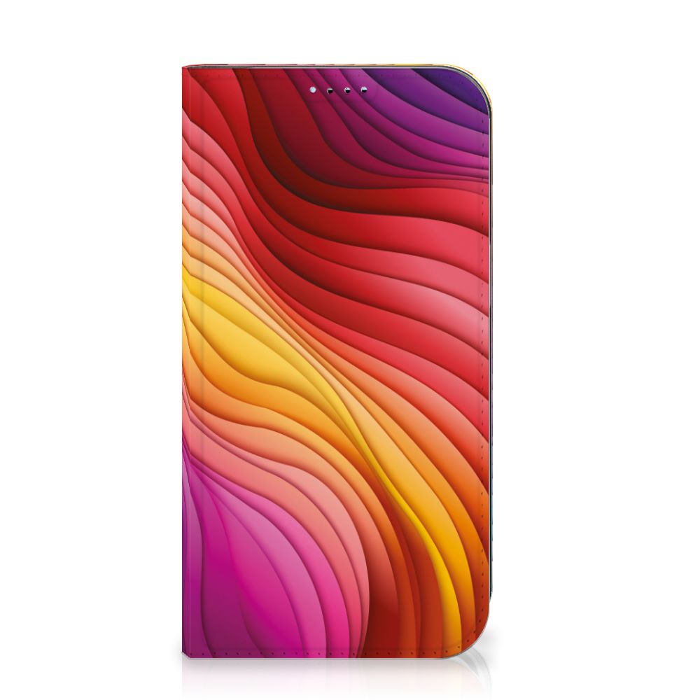 Stand Case voor iPhone 15 Regenboog met kleurrijk golvend ontwerp đ