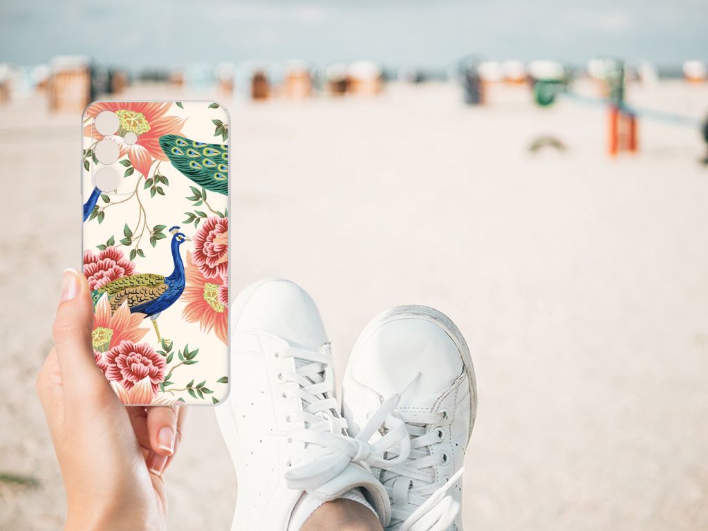 Samsung Galaxy A15 TPU Hoesje Pink Peacock design voorkant met bloemen en pauwen op strand