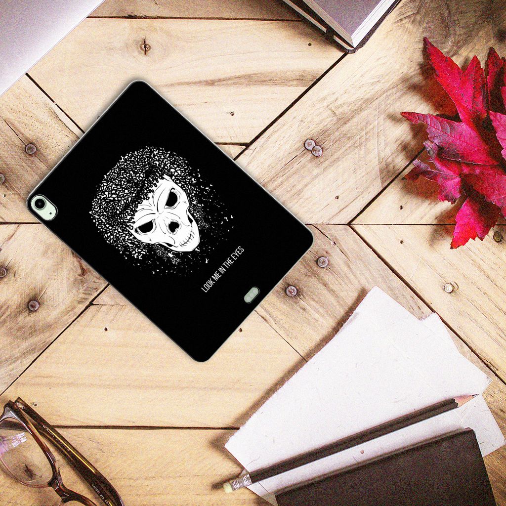Tablet BackCover iPad Air (2020/2022) 10.9 inch Skull Hair met uniek design van een schedel op een houten tafel