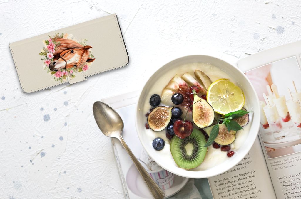 Telefoonhoesje met Pasjes voor Nokia G42 Paard fruit salade tafel