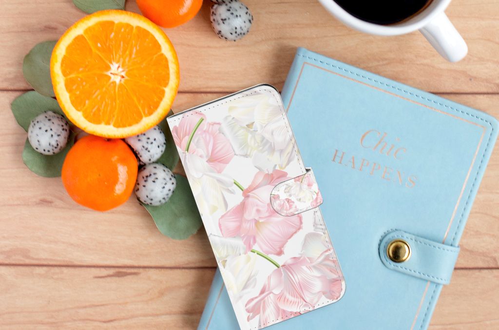 Xiaomi 13 Pro Hoesje Lovely Flowers design bloemen aanzicht