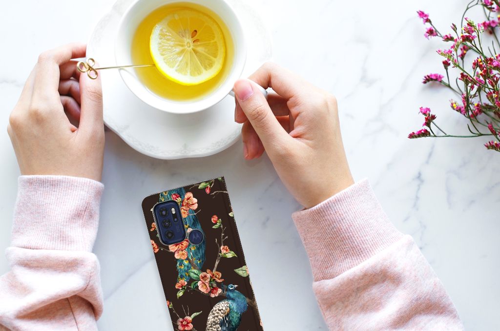 Motorola Moto G60s Hoesje maken Pauw met Bloemen - B2C Telecom