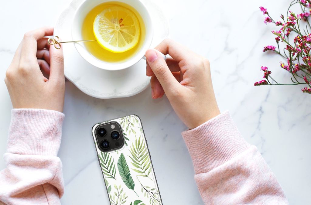iPhone 15 Pro Bloemen Hoesje Leaves B2C Telecom