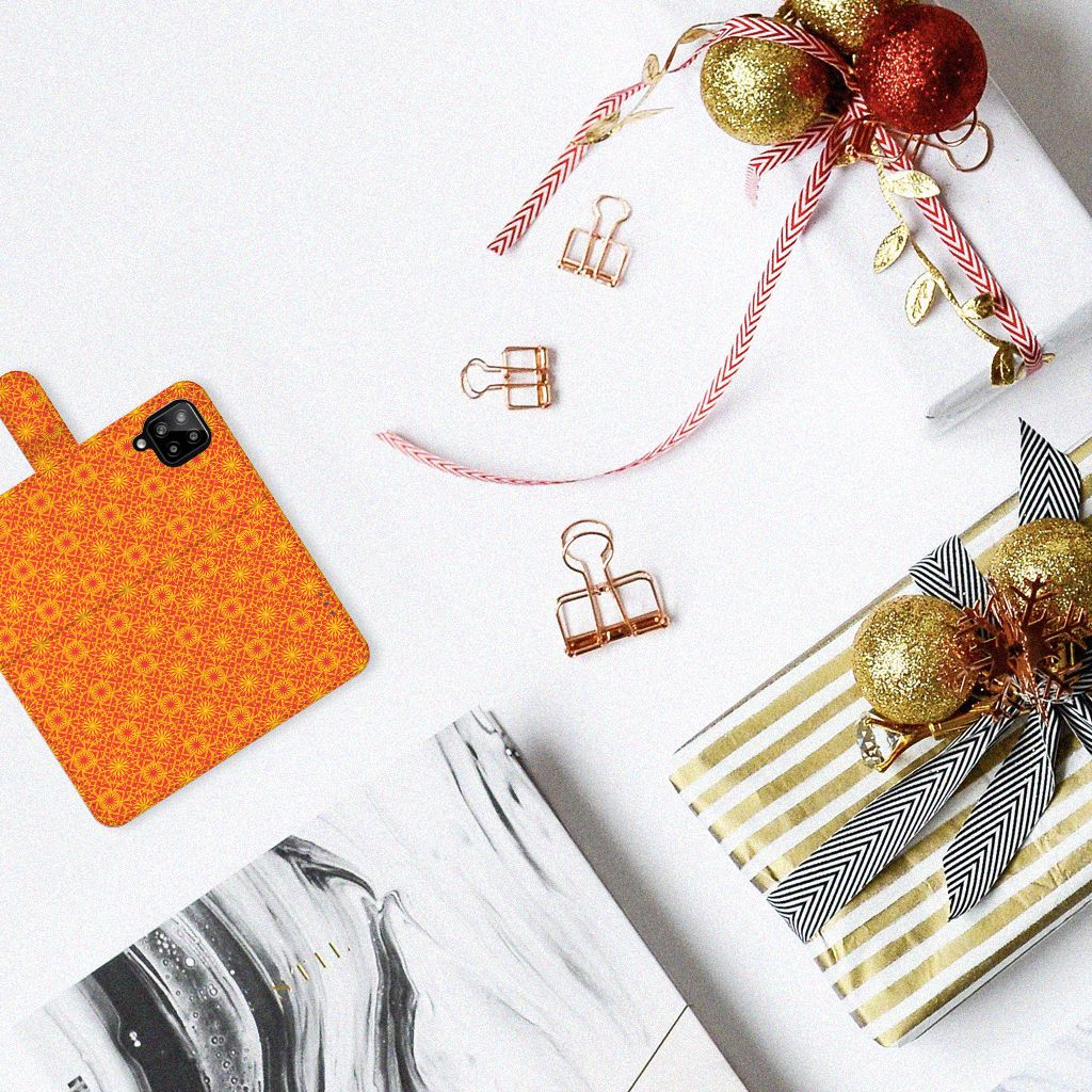 Samsung Galaxy A22 4G | M22 Telefoon Hoesje Batik Oranje