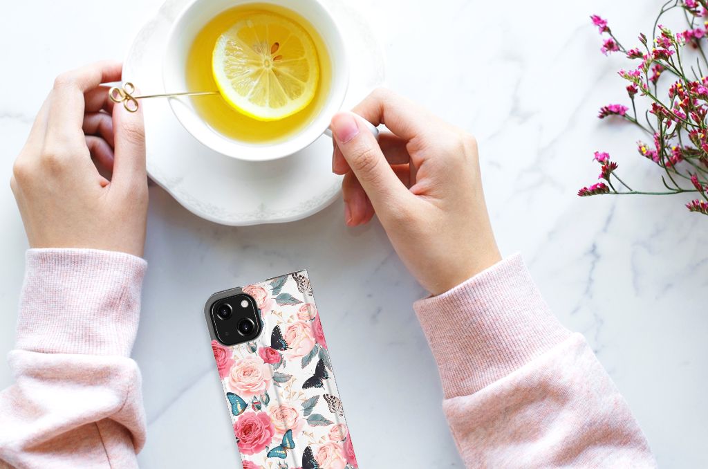 iPhone 13 Mini Smart Cover Butterfly Roses - B2C Telecom