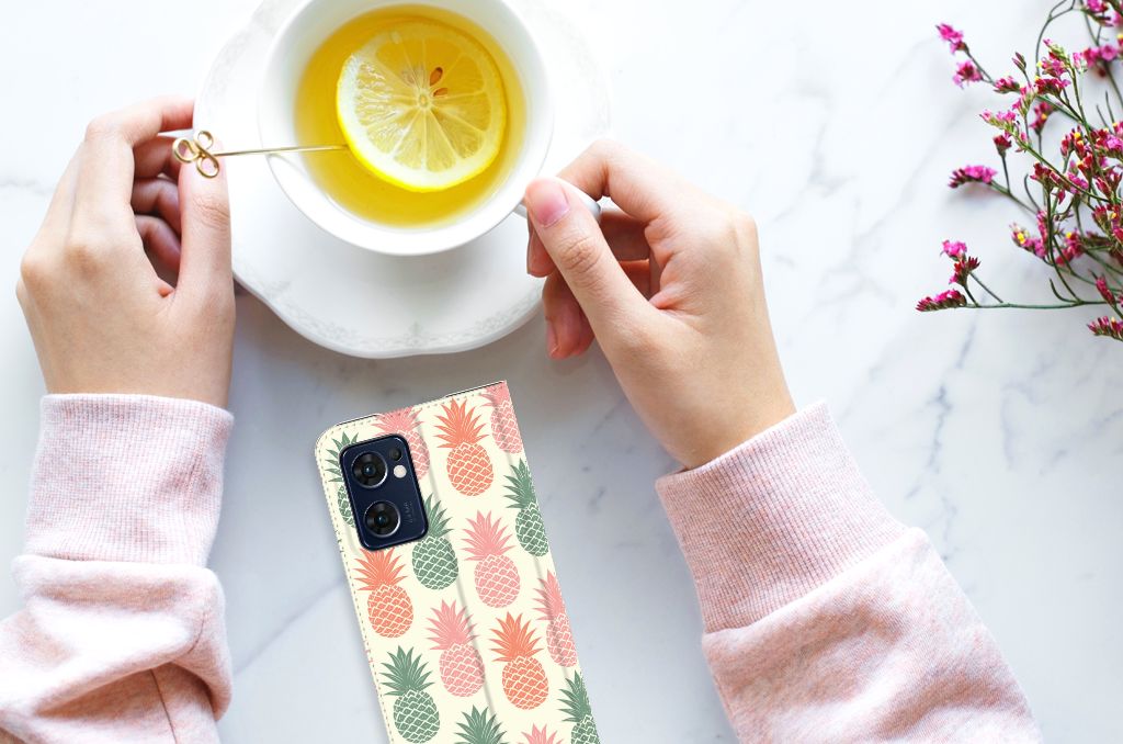 OPPO Find X5 Lite | Reno7 5G Flip Style Cover Ananas - B2C Telecom