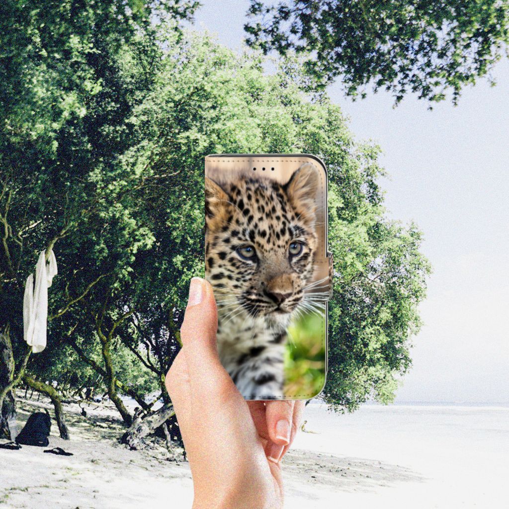 Apple iPhone 11 Pro Telefoonhoesje met Pasjes Baby Luipaard