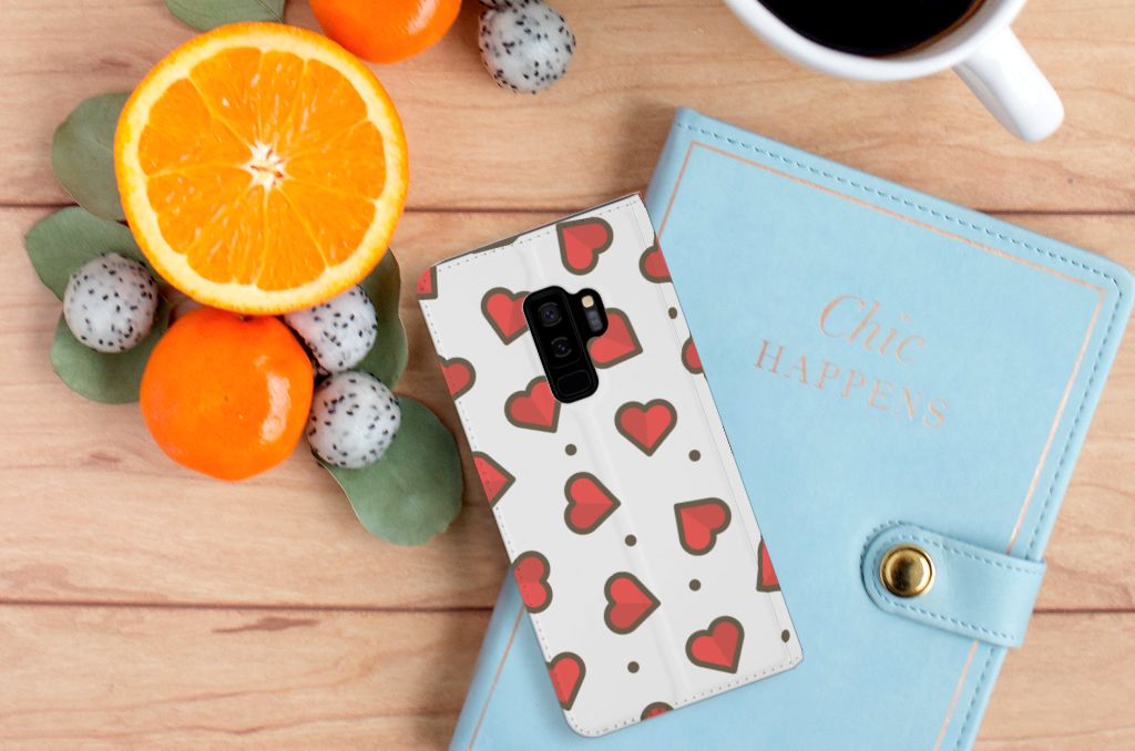 Samsung Galaxy S9 Plus Hoesje met Magneet Hearts