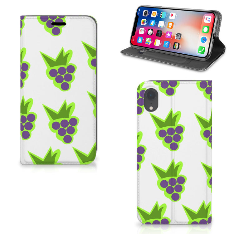 Apple iPhone Xr Flip Style Cover Druiven